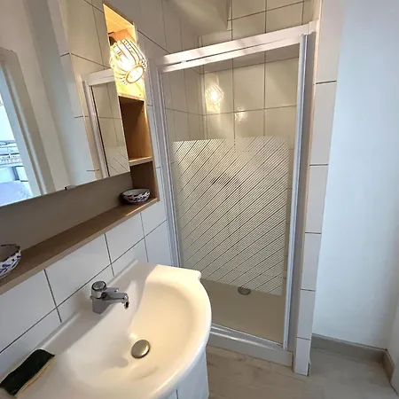 Bord De Plage, Clim - 2 Pers. - Fr-1-837-110 *